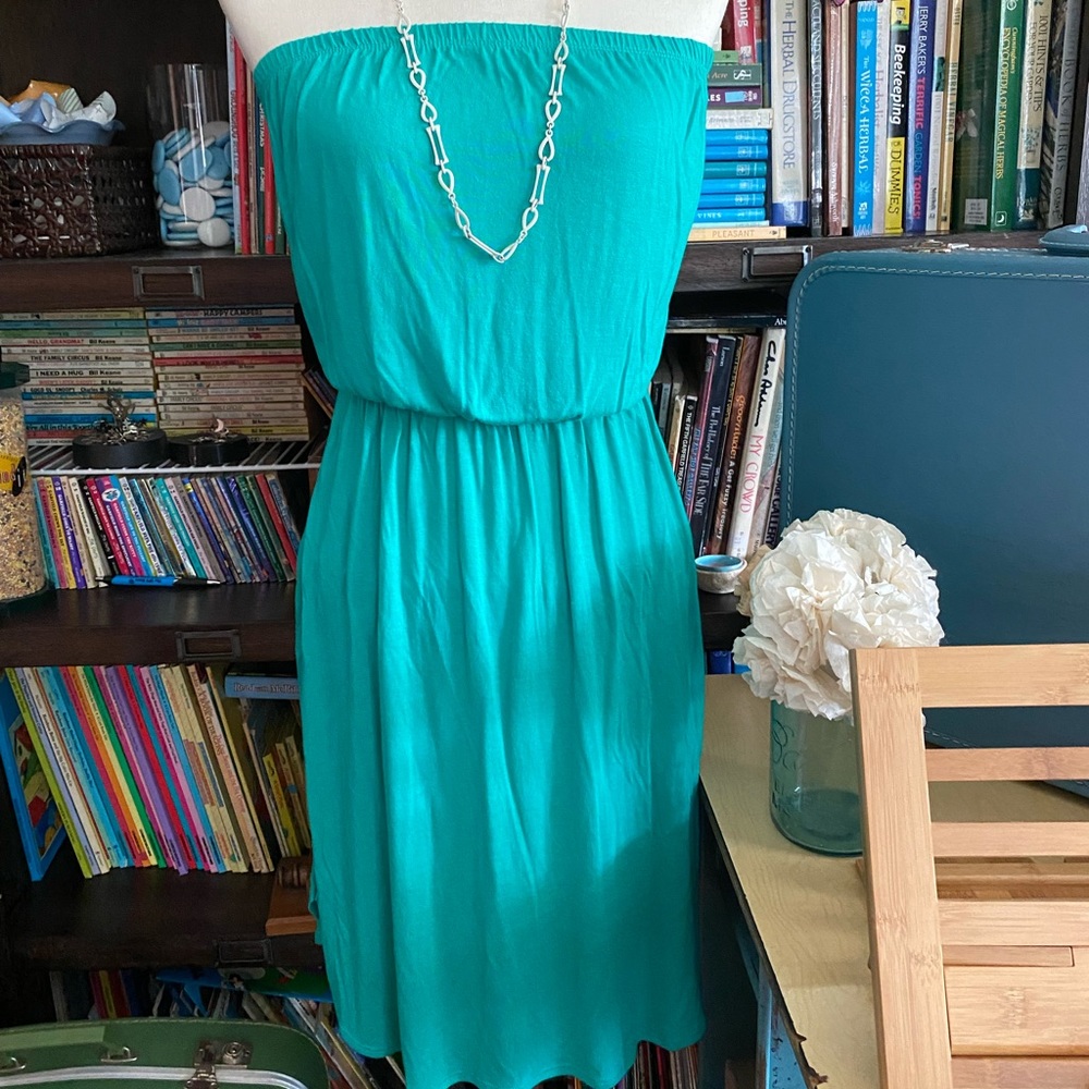 Old Navy dress size medium SUPER COMFY!